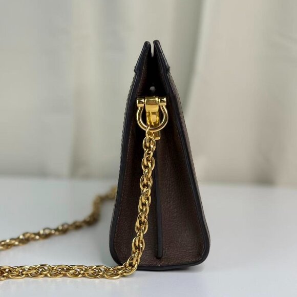 Gucci GG Logo Supreme Medium Ophidia Chain Shoulder Bag - Picture 4 of 9